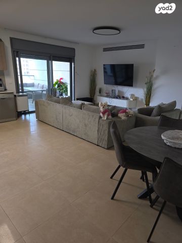 דירה, נאוה סמל 8, צומת סביון, קרית אונו