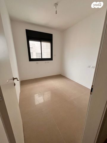 דירה, לח"י 25, שאר העיר, בני ברק