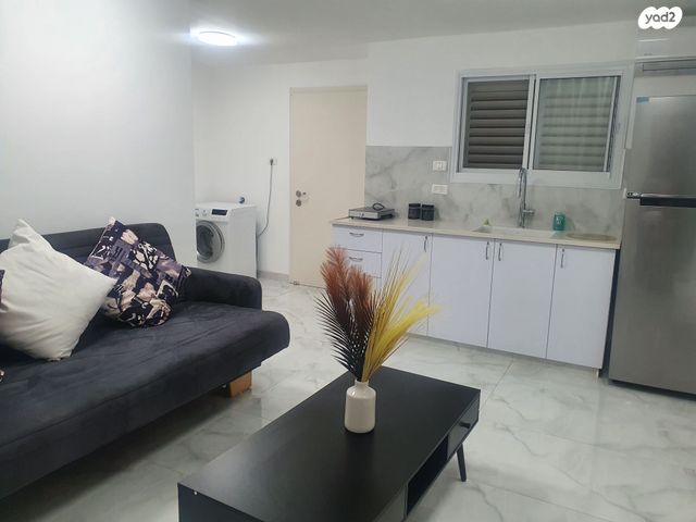 יחידת דיור, המייסדים 1, פוריה נווה עובד, פוריה נווה עובד