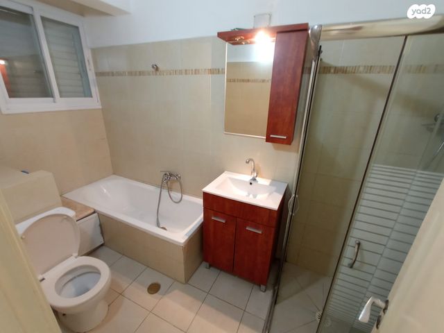 דירה, אלעזר המודעי 12, המושבה היוונית, ירושלים