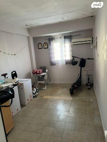 דירה, הרב ישראל אבו חצירא 10, פרדס כץ, בני ברק