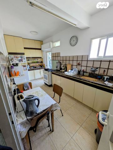 דירת גן, יוסי בן יועזר 3, קטמונים, ירושלים