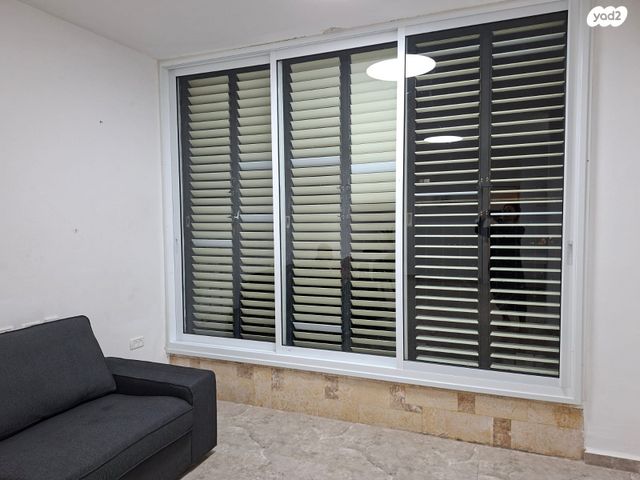 דירה, קרן היסוד 88, מרכז העיר, סביניה, הוותיקה, קרית ביאליק