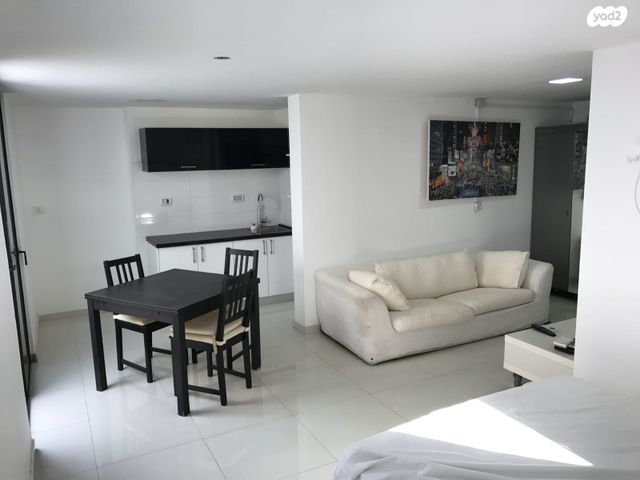 אקליפטוס 122