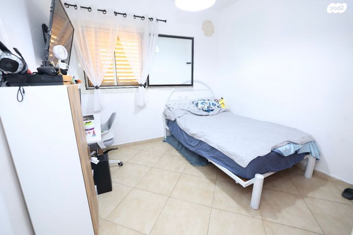 משה קהירי 44