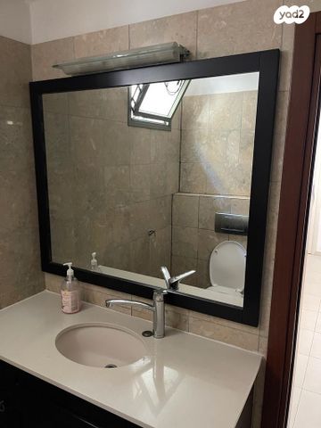 מרתף/ פרטר, ארתור רובינשטיין 5, כצנלסון, ראשון לציון