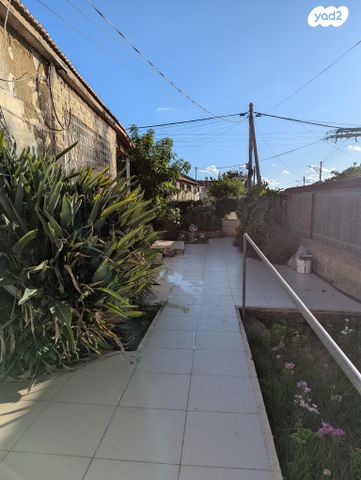 בית פרטי/ קוטג', יוסף הנשיא 12, שיכוני המזרח, ראשון לציון