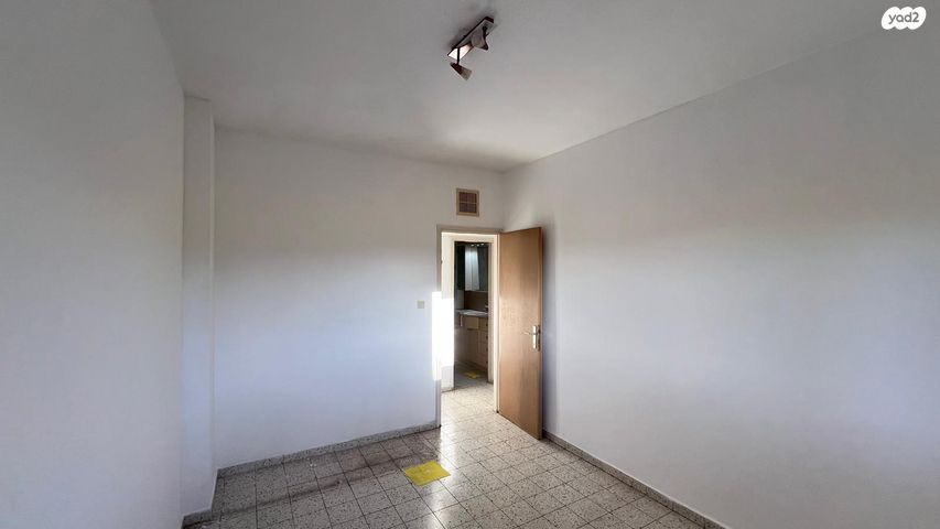 דירה, הרב גורן 3, מרכז, הרצליה