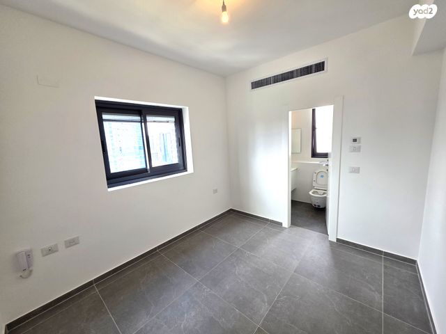 דירה, המתמיד 23, שכונת הראשונים, רמת גן