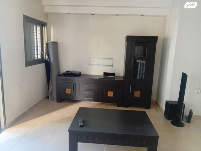 דירה, השוטרת 9, שכונת חשמונאים, מרכז העיר א, רמת גן