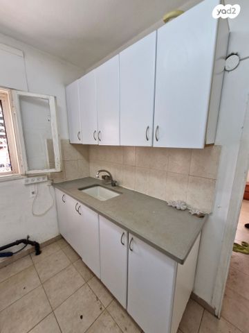 דירה, דגניה 18, רמב"ם, ראשון לציון