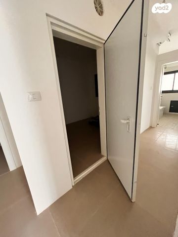 דירה, לח"י 25, שאר העיר, בני ברק