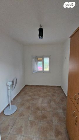 בית פרטי/ קוטג', יצחק שדה 30, מרכז עפולה עלית, עפולה