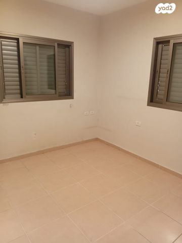 דירה, השוטרת 9, שכונת חשמונאים, מרכז העיר א, רמת גן