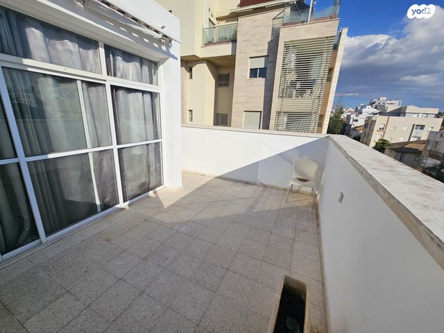 גג/ פנטהאוז, הרכסים 3, תל יהודה, רמת גן