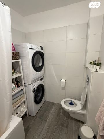 דירה, דרך אבא הלל 24, שכונת גפן, רמת גן