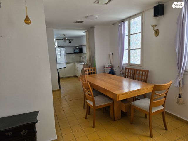 דירה, גאולה 23, כרם התימנים, תל אביב יפו