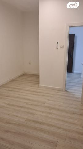 דירה, שמחה 3, שכונת הראשונים, רמת גן