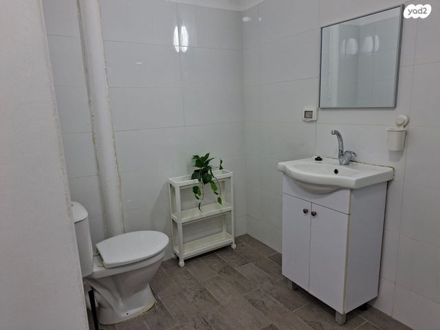 דירה, קרן היסוד 88, מרכז העיר, סביניה, הוותיקה, קרית ביאליק