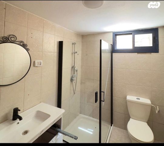 יחידת דיור, דן 16, שאר העיר, מיתר / כרמית