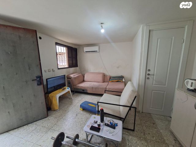 יחידת דיור, הזית 33, יפה נוף וגני דן, רמלה