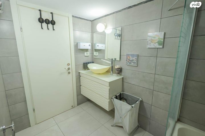 דירה, מרדכי עליאש 6, מרכז העיר, ירושלים