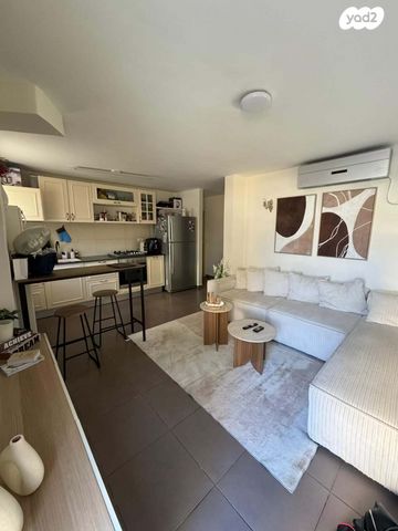 לילינבלום 74