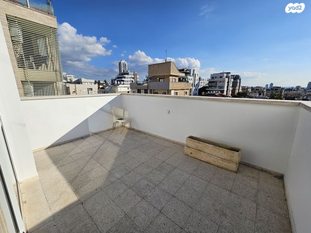 גג/ פנטהאוז, הרכסים 3, תל יהודה, רמת גן