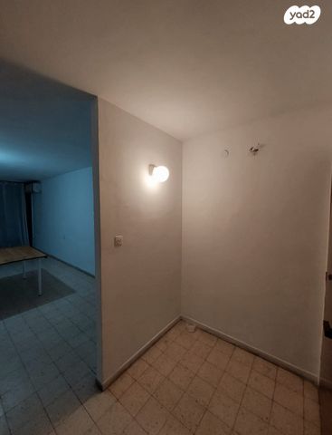 דירה, ההסתדרות 118, נאות שושנים, חולון