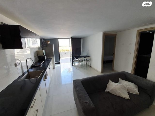 יחידת דיור, אקליפטוס 123, שאר העיר, עומר