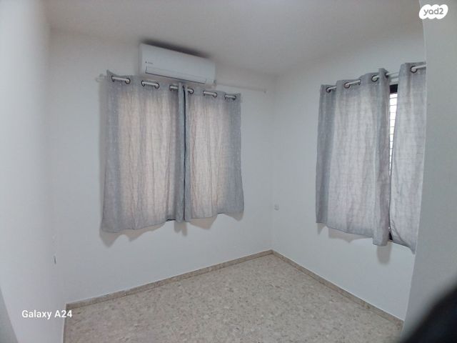 יחידת דיור, אהרון חג'ג' 18, נאות אשכול, יבנה