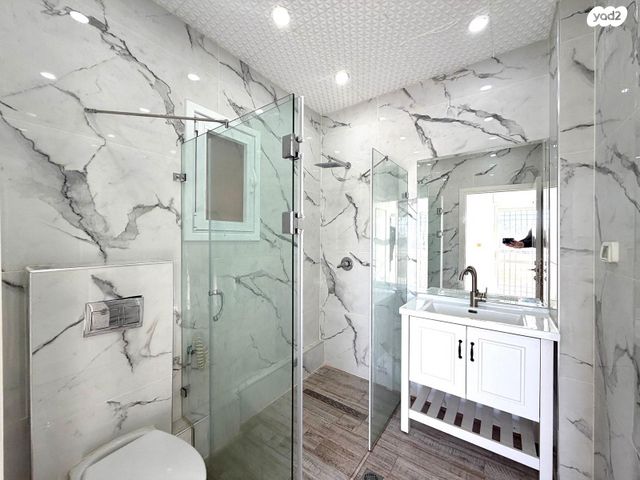 בית פרטי/ קוטג', מוריס בורג'ס מונורי, פסגת זאב, ירושלים