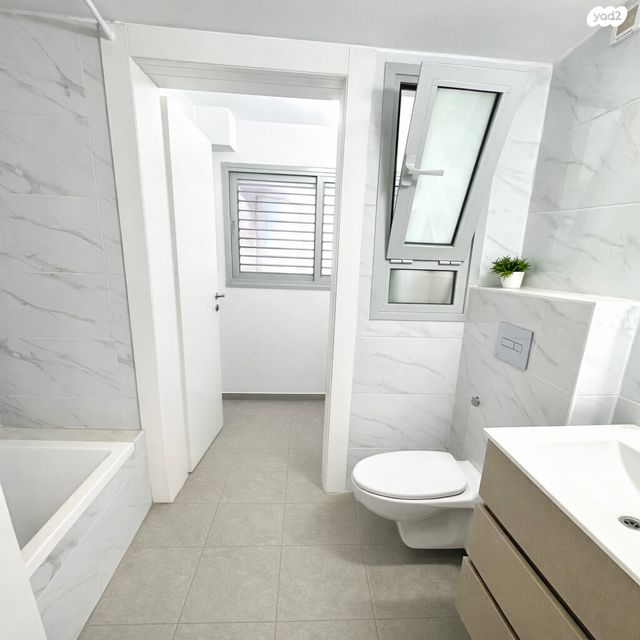 דירה, דרך העצמאות 31, ליבת העיר, יהוד מונוסון