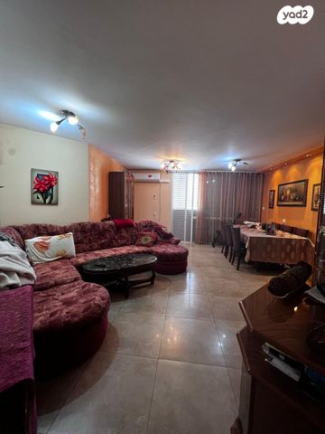 דירה, אבות ישורון 9, רובע ה', אשדוד