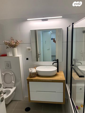 דירת גן, גדעון האוזנר, רמות הרכס, באר שבע