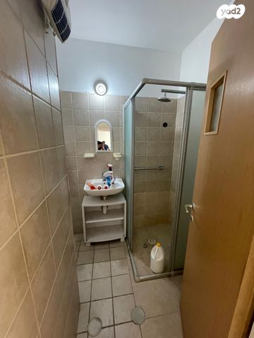 דירה, יהודה הלוי, בן גוריון, אשקלון