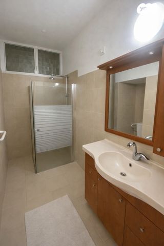 דירה, יעקב, ג' / מרכז מזרח העיר, רחובות