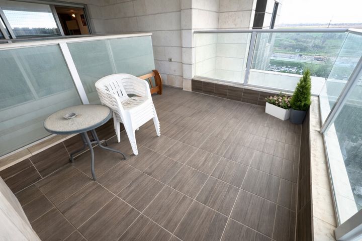 דירה, דרך העצמאות 31, ליבת העיר, יהוד מונוסון