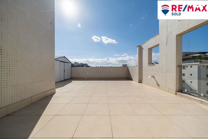 גג/ פנטהאוז, אהרון כצנלסון 12, נווה גן, פתח תקווה