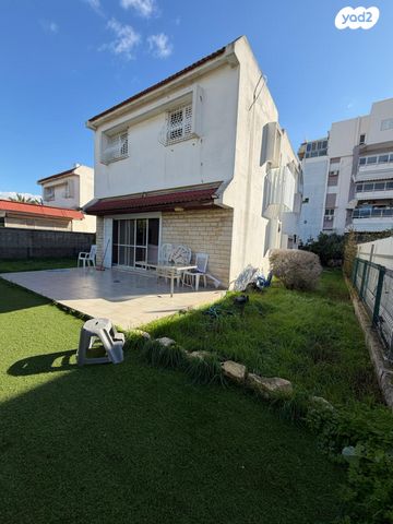 בית פרטי/ קוטג', המייסדים 14, הפרפר, קרית ביאליק