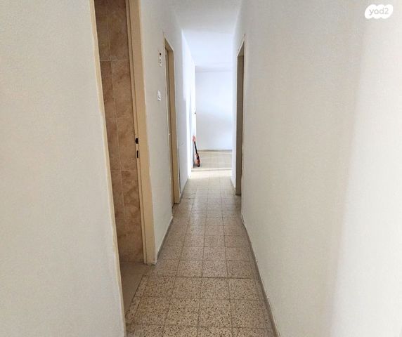 דירה, אלמוג 210, גילה, ירושלים