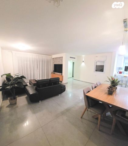 דירה, קרית הסביונים, יהוד מונוסון