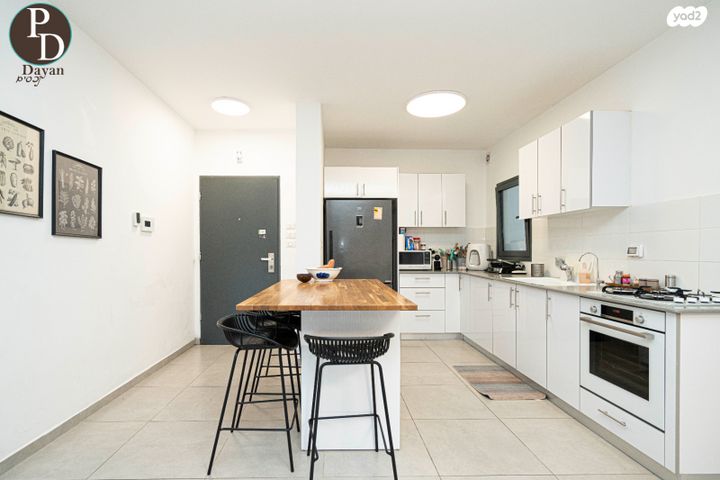 דירת גן, הארבל, פרדסיה, פרדסיה