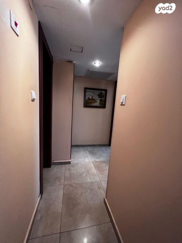 דירה, אבות ישורון 9, רובע ה', אשדוד