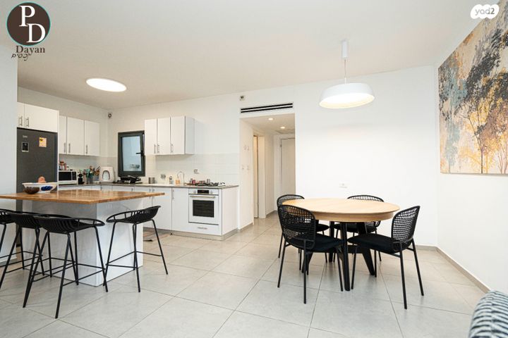 דירת גן, הארבל, פרדסיה, פרדסיה