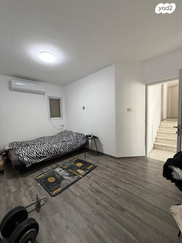 בית פרטי/ קוטג', המייסדים 14, הפרפר, קרית ביאליק