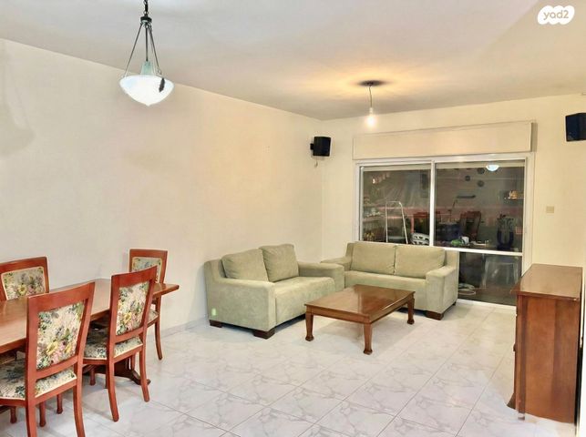 חכם אברהם עפג'ין 