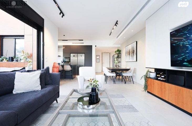 גג/ פנטהאוז, תל מונד