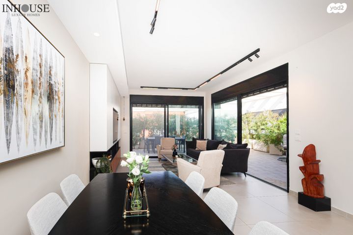 גג/ פנטהאוז, תל מונד