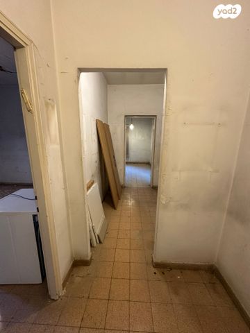 דירה, שכונת בן גוריון, מרכז העיר ג', רמת גן